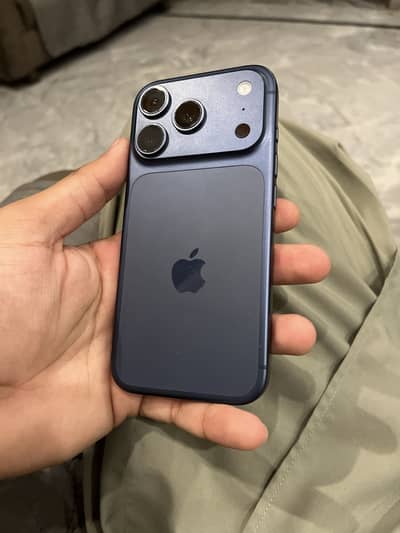 iphone 17 pro  256gb FU