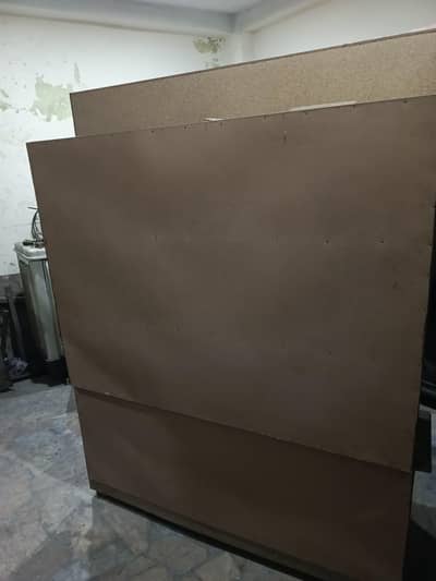 good condition  0322 0767950 0311 6677551