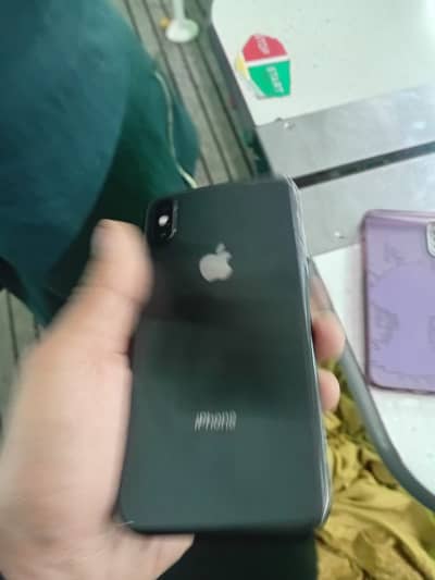 iPhone XS 64GB Non PTA Good Condition