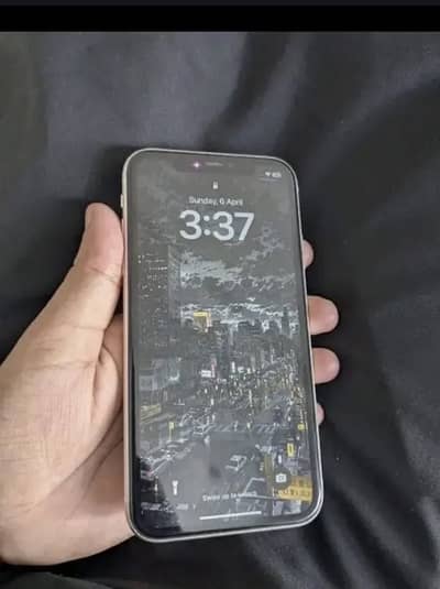 Iphone 11 waterpack (( exchange possible))) Chk discruption