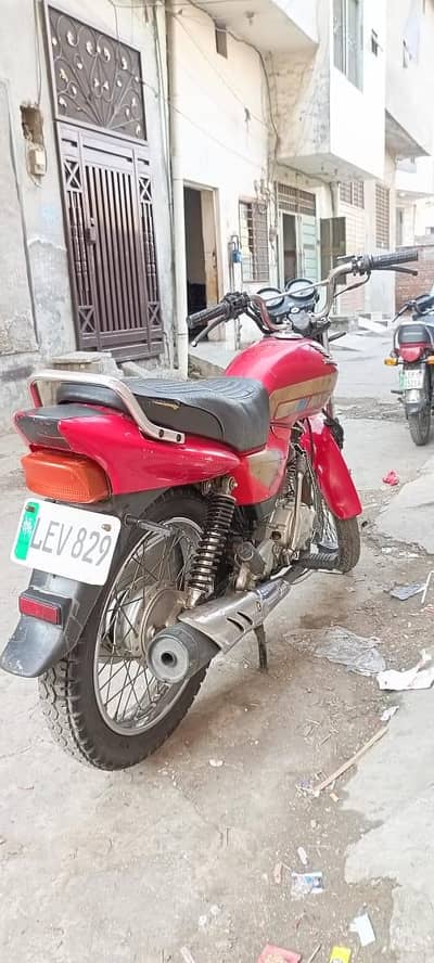 Honda 125 Deluxe Model 2013