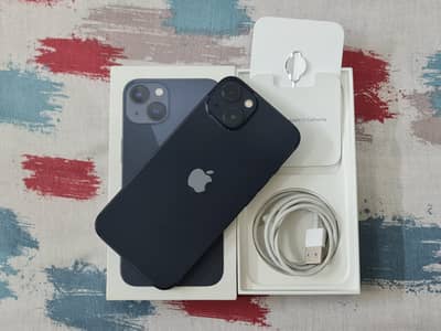 Iphone 13 /256gb   Factory unlock lush condition