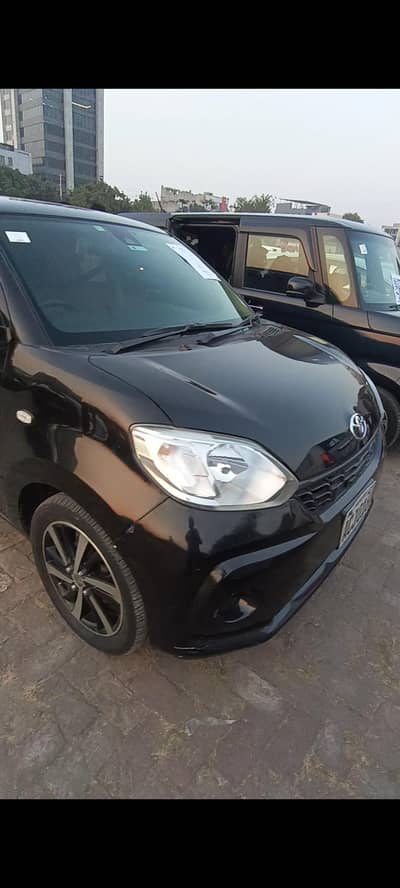 Toyota passo new shape