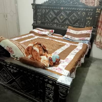 chinoti bed