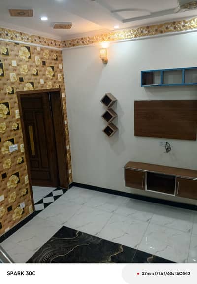 Upper Portion Available For Rent