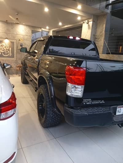 Toyota Tundra 2008/2010 Long door Black