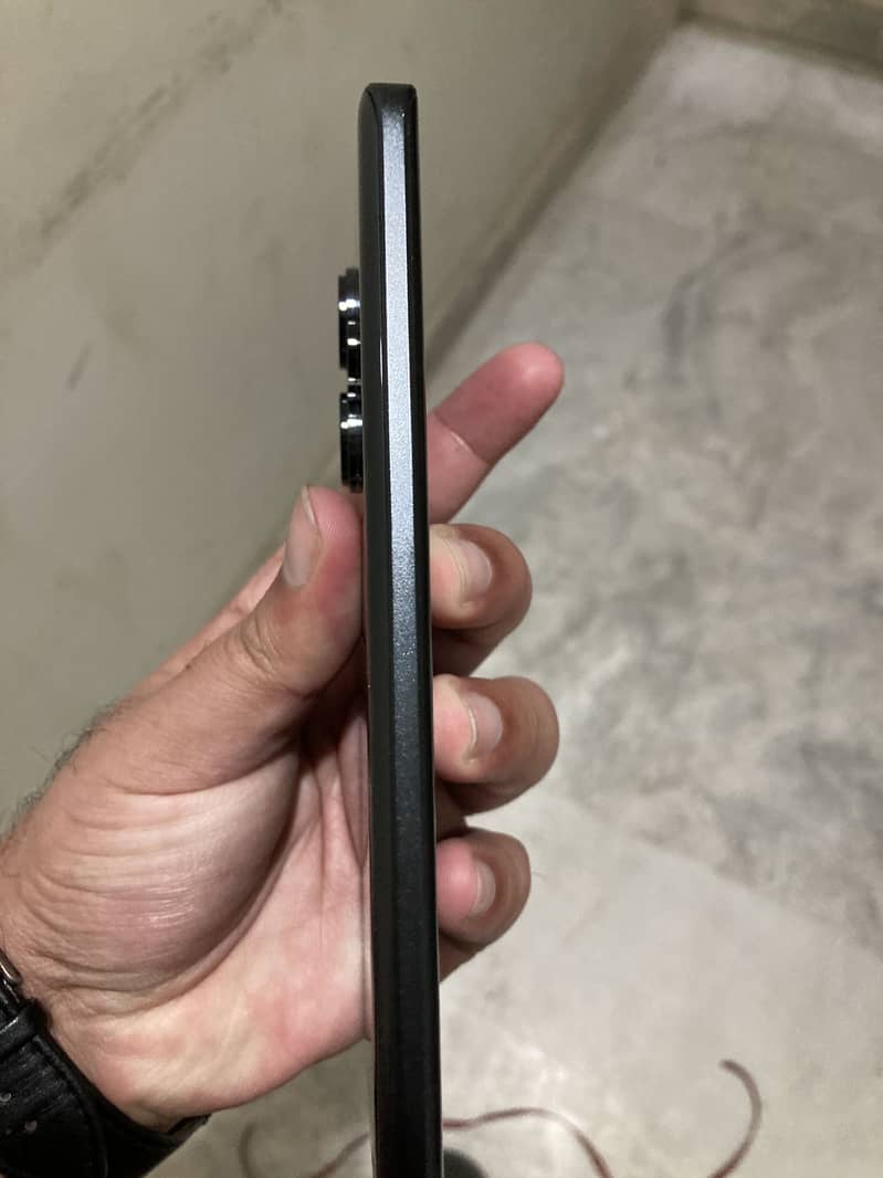 Redmi note 13 pro plus 4