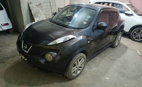 NISSAN JUKE 2010