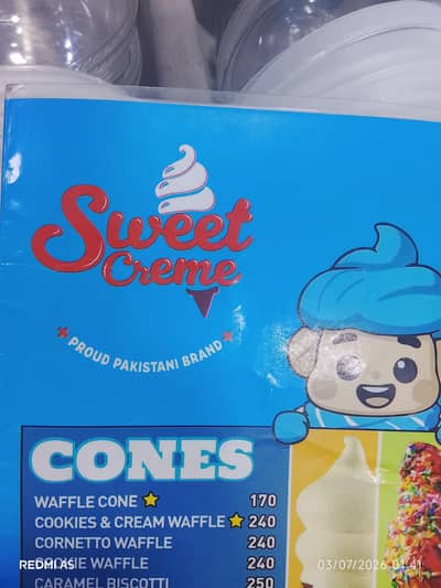 making Boy 40k + 4 leave         Order taker 33 k salary  + Tip