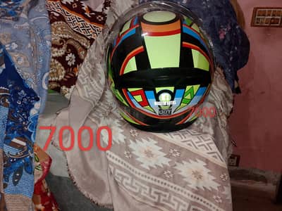 all type branded helmets new and used available