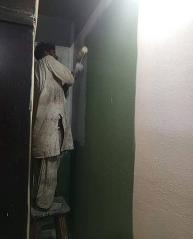 painter tasaduq Hussain har qisam k color krta ho alhamdurillah