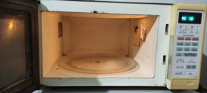 Microwave oven National with branded german busch plug.