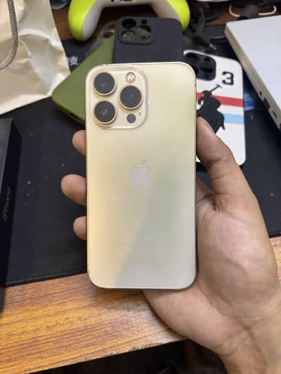 iPhone 13 Pro JV 128gb 10/10 apple store purchased