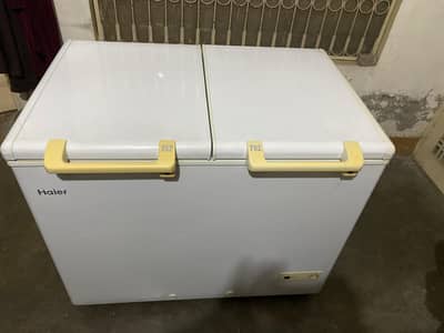 hair frezzer 2 door out class itna use nahi howa va na repired ha kuch