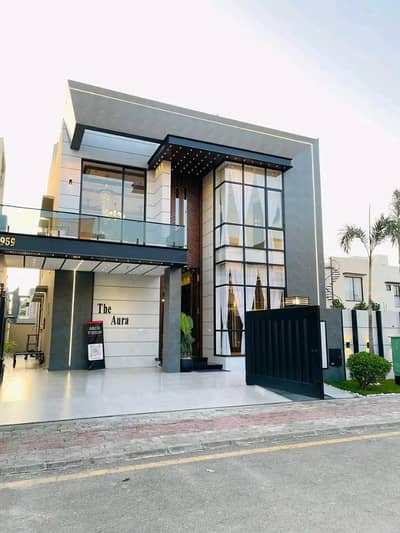 10 Marla Luxury Upper Portion is Available for Rent in Bahria Town Lahore