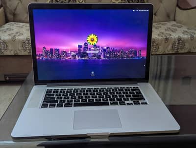 Mid 2014 MacBook Pro 15" Retina-2.5GHz i7, 16 GB RAM | 10/10.