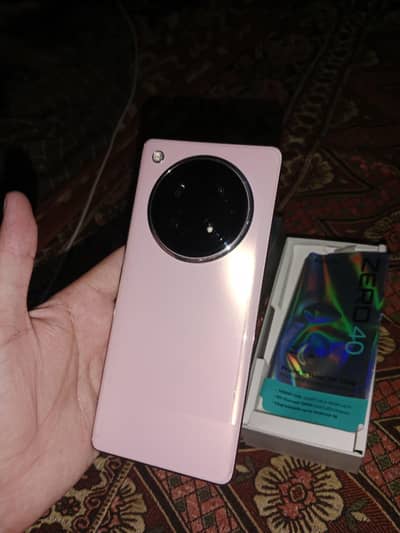 zero 40 full box 9/10 condition one hand use