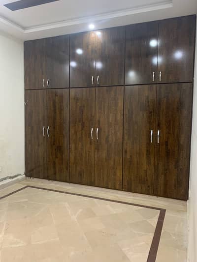 Flat available for rent