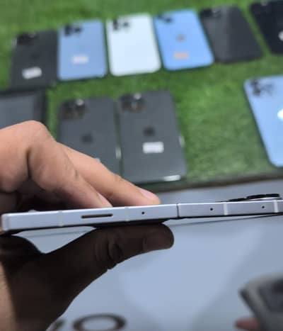 Samsung Galaxy Z Fold6 12GB 256GB – Slightly Used – Like New