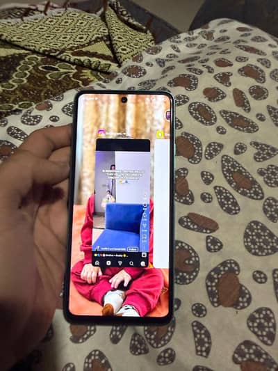 6/to 128 gb 10 10 condition hn