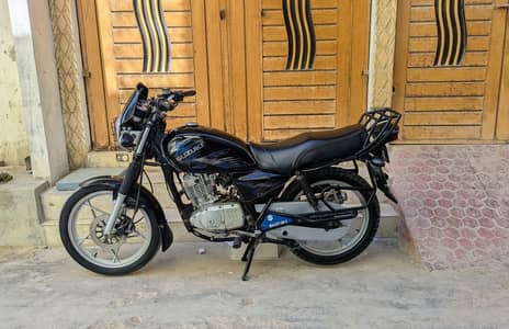 Suzuki GS 150 SE