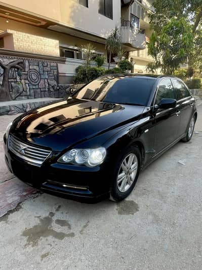 Toyota mark x 250G premium push start.