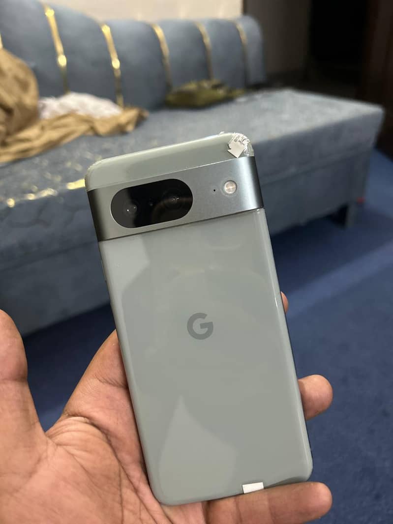 Google Pixel 8 1