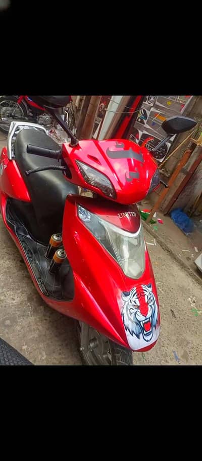 model 2018 bik File available Enjan vip what's up numbr O306-6669308