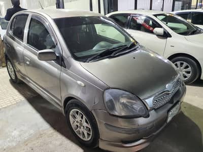 1300 cc original  vitz 2003 model FL pkg