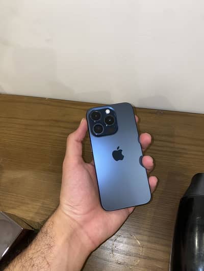 iPhone 15 pro non pta