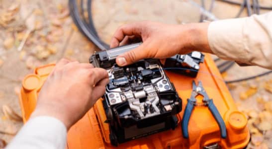 Fiber Optic technician