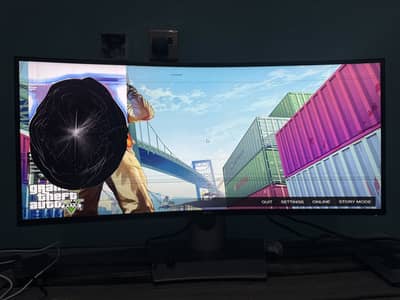 Dell 34 inch curved display panel mai spot aur line h