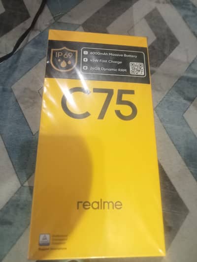 realmec75 for sale just box Open not even turned on tha phone!