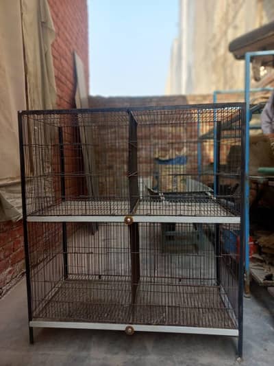 2 cages for sale  4 portion