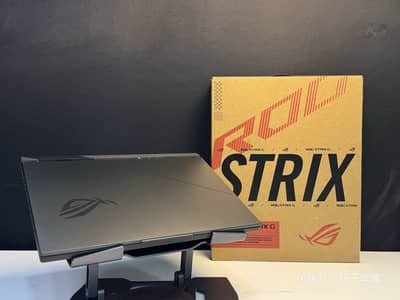 ASUS ROG STRIX G16 RTX5070Ti