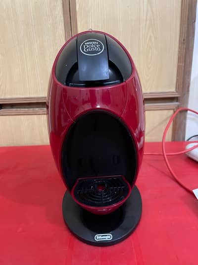 Delonghi Nescafe Dolce Gusto Coffee Maker