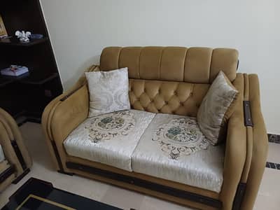 Sofa / sofa set / 7 seater / drawing room / dining room / Furniture