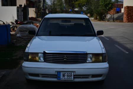 Toyota Crown for sale in Lahore