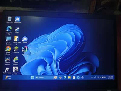 Lenovo Thinkpad t14 gen 2 (i7 11th gen with Intel xe graphics)