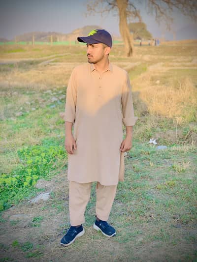 Malik hamza awan