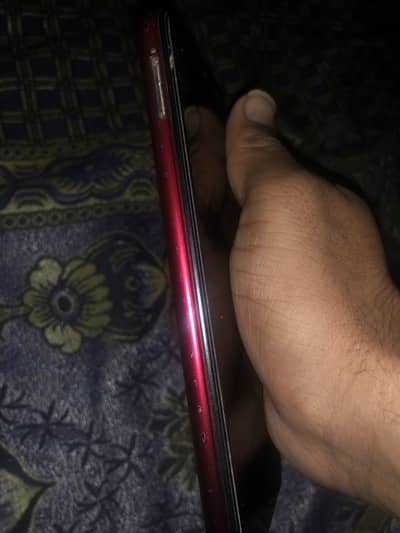 Vivo y11 3ram 32 room only mobile no charge no box onli I’d card copy