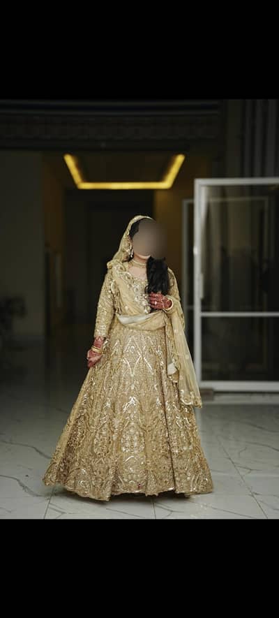 Heavy Bridal Golden Maxi for Sale – Like New