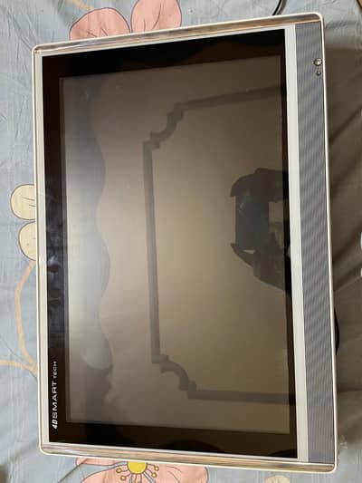 Smart Tech LCD 17"
