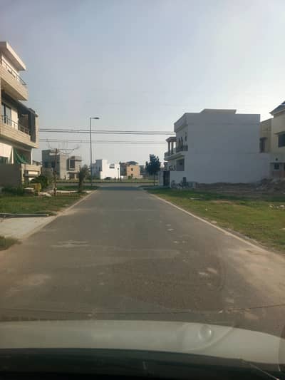 5 marla pair plots for sale in D block phase1 Citi Housing Sargodha road Faisalabad
