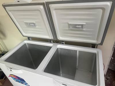 Brand new freezer slightly used 3 month