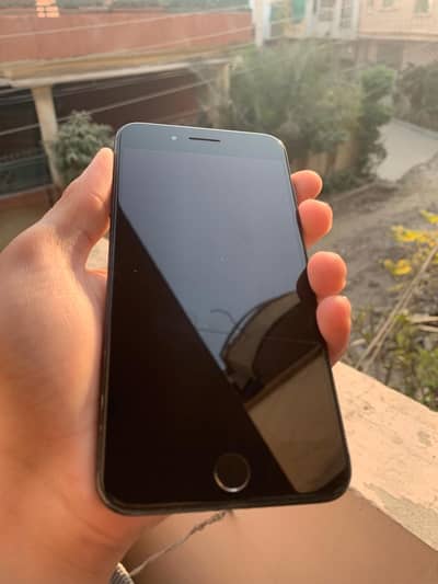 Iphone 7 plus 128 GB PTA Black