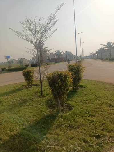 10 marla East Open plot on main boulevard Citi Housing Sargodha road Faisalabad