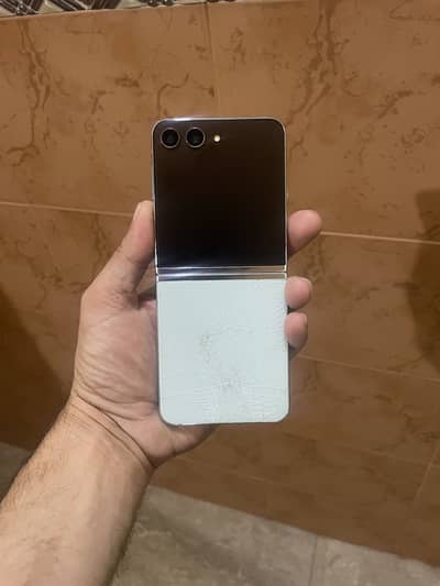 Samsung Galaxy Z Flip 5 non PTA