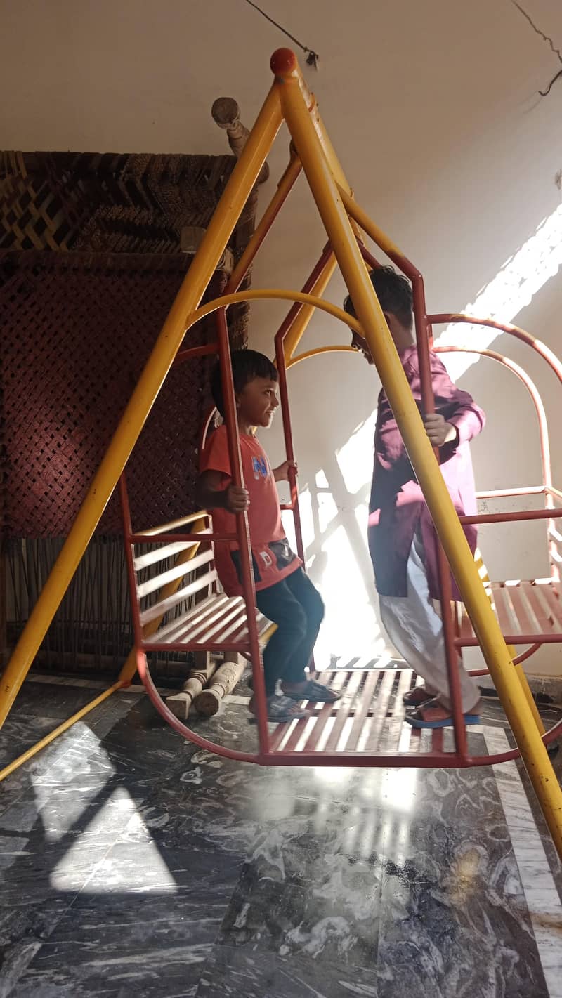 Solid Swingger Jhoola 2