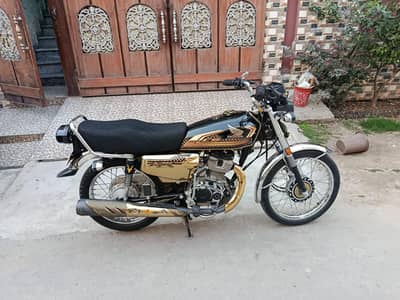 بہت کم استعمال کی ہے گھر سے اکیڈمی اکیڈمی سے اگر صاف ستھری ہے